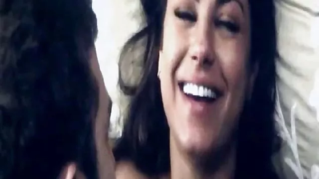 哥德舔了他的混蛋,搞砸了蓝眼睛的垃圾。