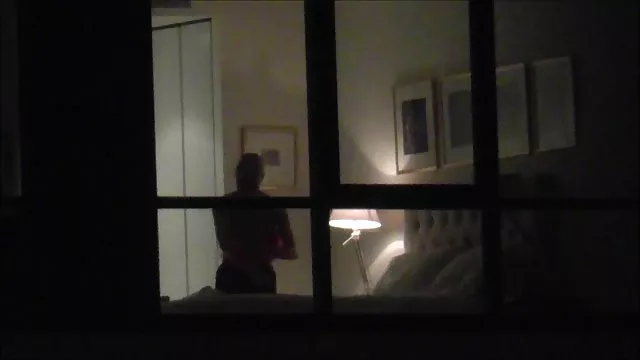 两个女同性恋在床上做爱