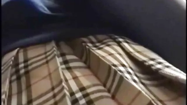 俄罗斯学生决定在色情广播上赚钱