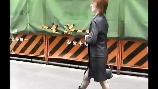 哥德搞砸一个成熟的金发女郎在所有孔